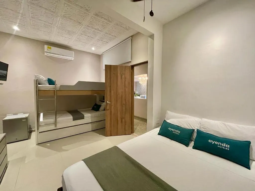 Cartagena Casa Roman 2*,